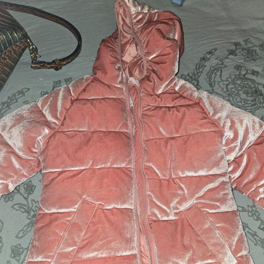 GUC old navy little girls coat size S small 6-7 pink velvet
